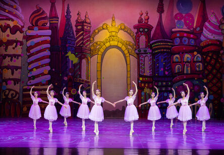 浙音附中学子参演《胡桃夹子》新年特别版，以舞步书写青春华章